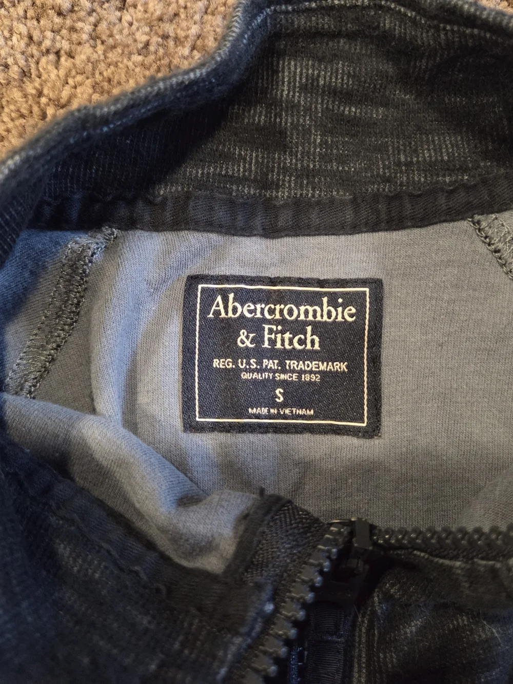 Abercrombie & Fitch Men's Heathered Navy Half-Zip Pullover